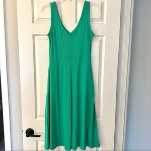 Kelly Green Sleeveless Rib Knit Dress w/ pockets in size S